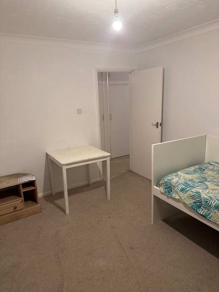 Single Bedroom