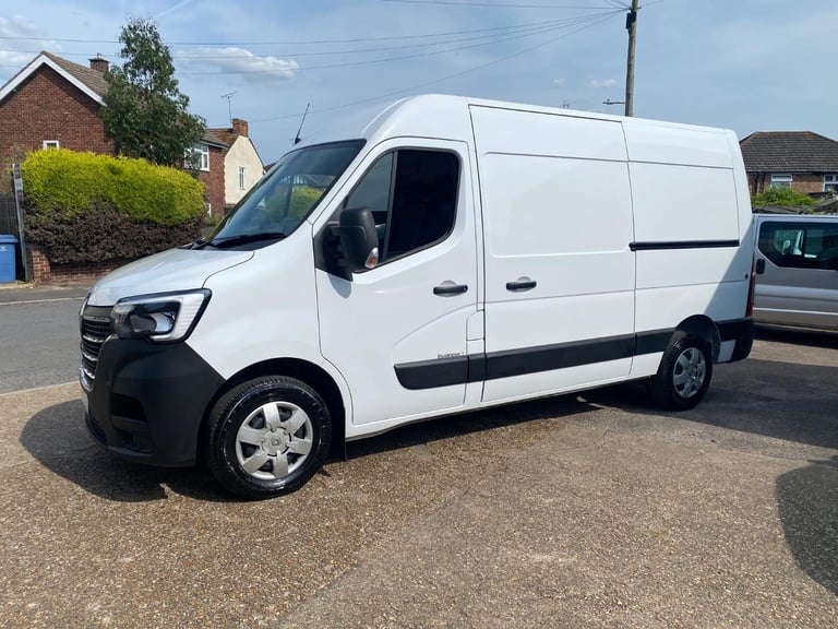RENAULT MASTER 2.3 FWD MM35 dCi 135 Business+ MY19 White Manual Diesel 2021