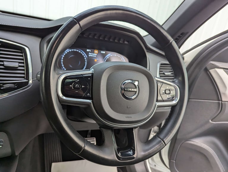 2022 Volvo XC90 2.0 XC90 R-Design B5 MHEV AWD Auto 4WD 5dr SUV Hybrid Automatic