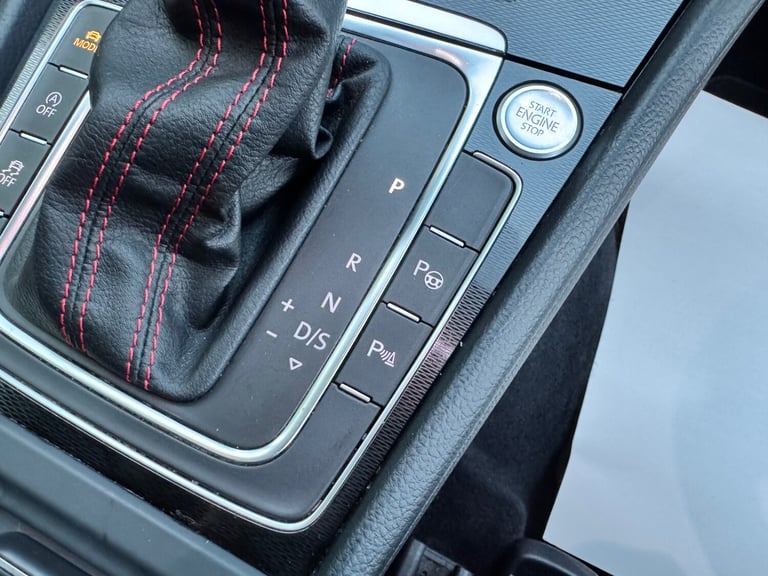 2016 Volkswagen Golf 2.0 TSI GTI 5dr DSG [Performance Pack] HATCHBACK Petrol Automatic