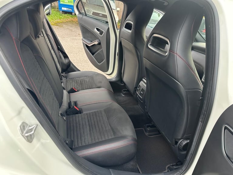 2017 Mercedes-Benz A-Class 2.1 A200d AMG Line (Premium) 7G-DCT Euro 6 (s/s) 5dr HATCHBACK Diesel ...