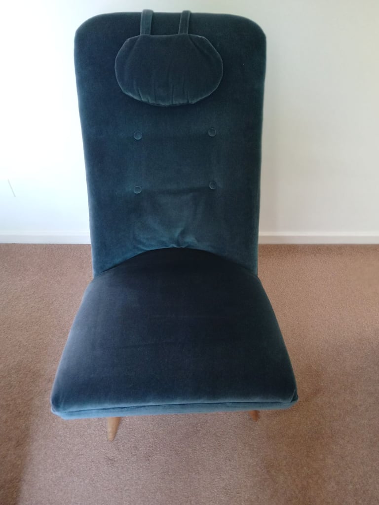 RETRO SWIVEL CHAIR
