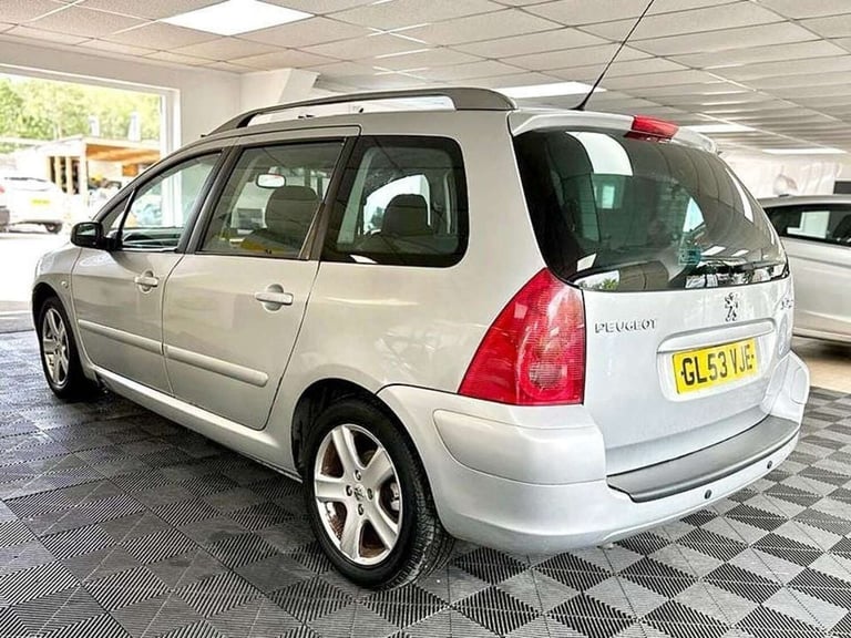 2003 Peugeot 307 1.6 SE 16v 5 seats 5dr [AC] ESTATE PETROL Manual