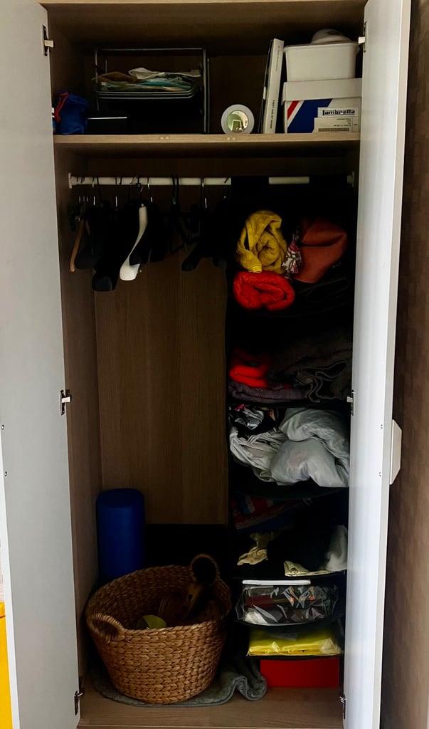 Bedroom wardrobe 