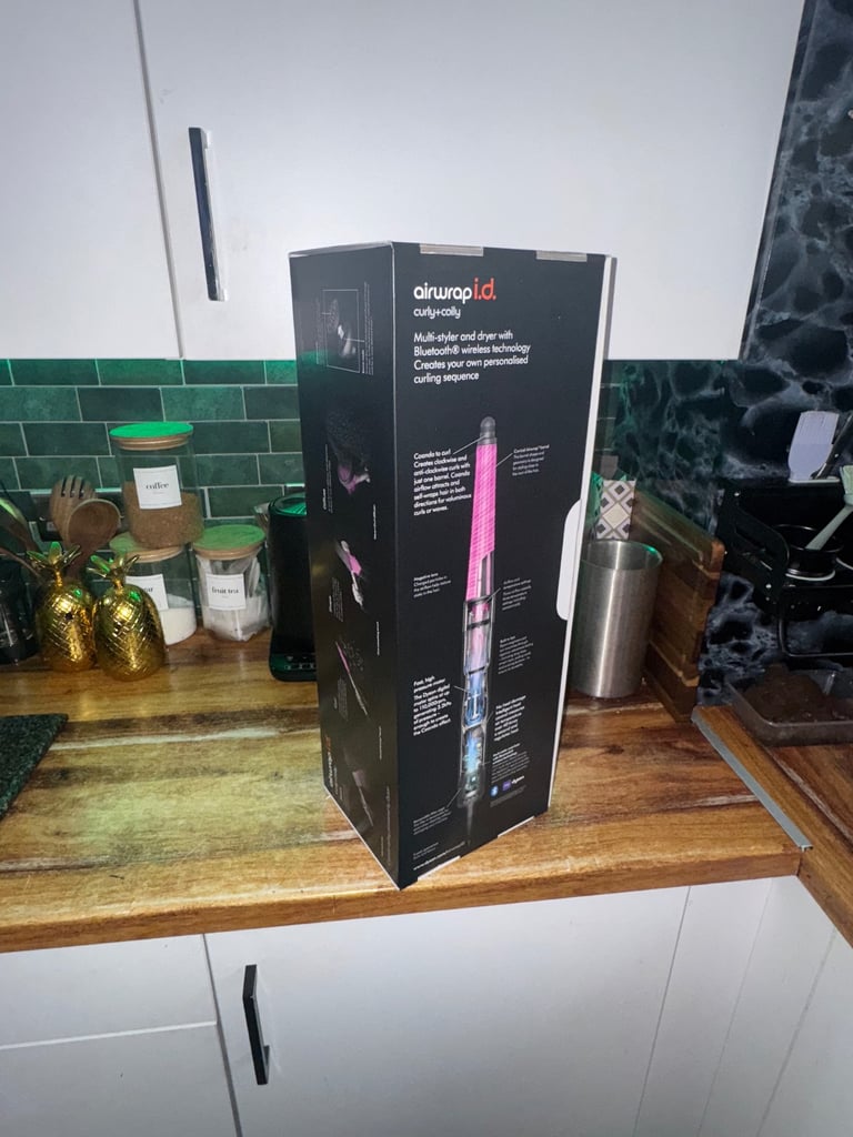 image for New Dyson Airwrap i.d.™ multi-styler and dryer with Diffuser (Jasper plum)