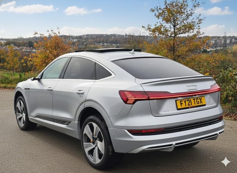Audi E-TRON S LINE 55 QUATTRO 2021  **PAN ROOF**