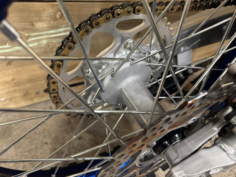 YAMAHA YZF 450 2024 MOTOCROSS BIKE ELECTRIC START 