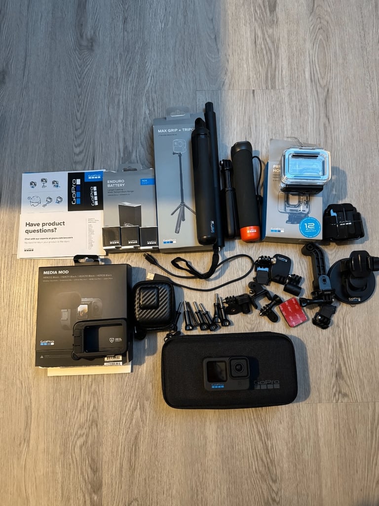 GoPro hero 11 Black ( plus a set of high quality accessories worth over £350)