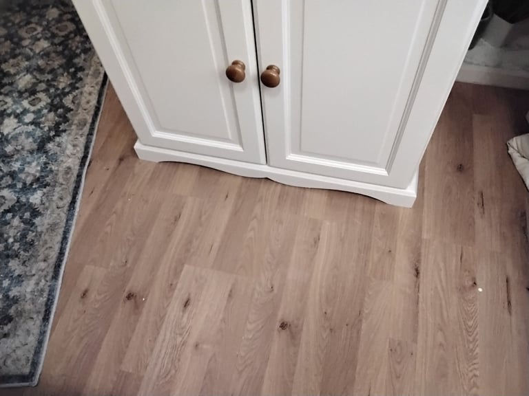 SIDEBOARD 