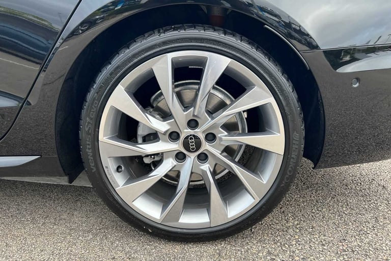 2024 Audi A4 35 TFSI S Line 4dr S Tronic Saloon Petrol Automatic