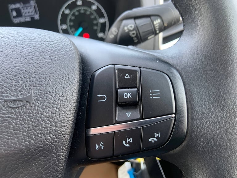 2023 Ford Transit Custom 300 2.0 EcoBlue 130ps L1 D/Cab Limited  Double Cab DIESEL Manual