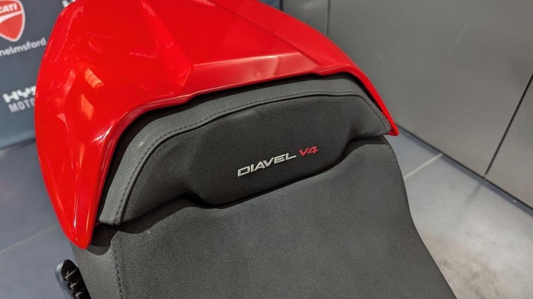 2025 Ducati Diavel V4 1158 Ducati Quick Shift Euro 5
