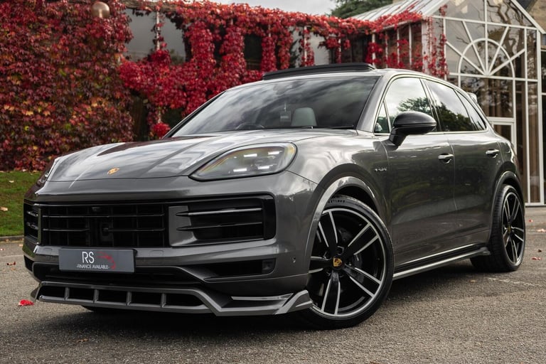 2023 Porsche Cayenne 3.0 V6 E-Hybrid 25.9kWh TiptronicS 4WD Euro 6 (s/s) 5dr ESTATE Petrol/Electr...