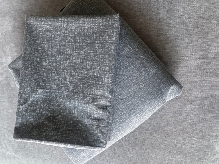 King Size Duvet Set + 6 x Pillow Cases