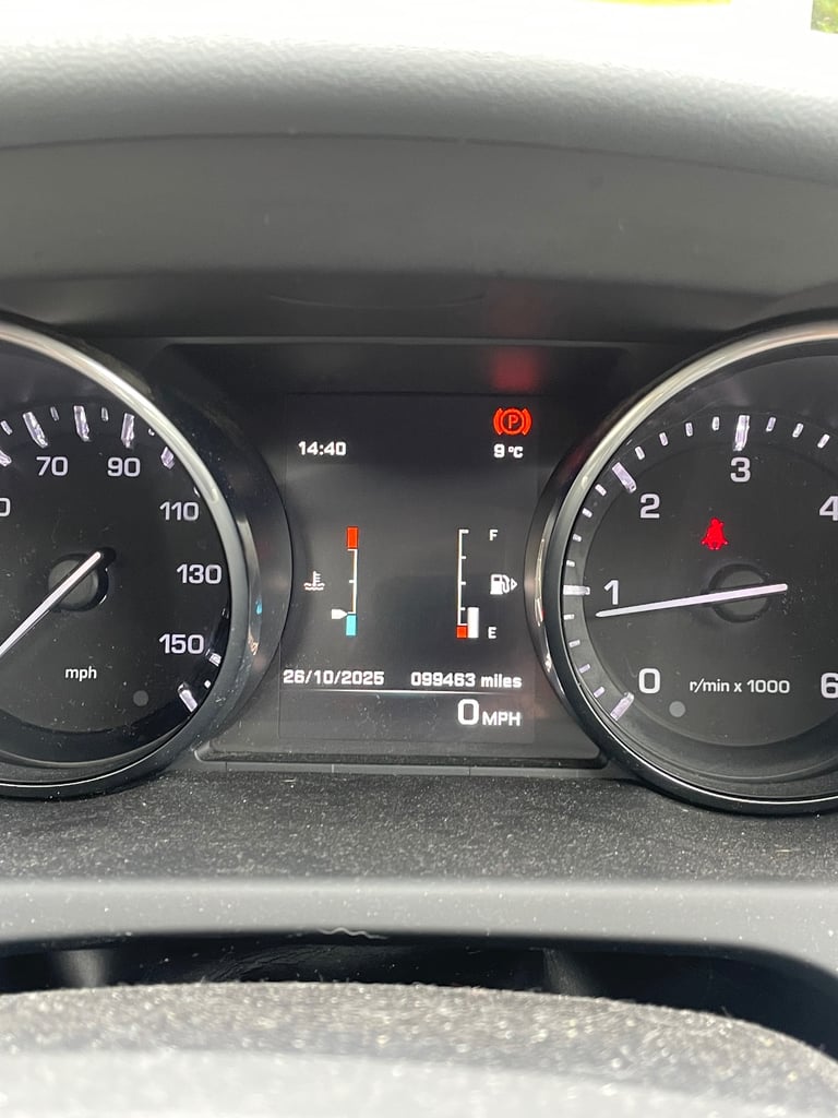 Land Rover, DISCOVERY SPORT, Estate, 2015, Manual, 2179 (cc), 5 doors