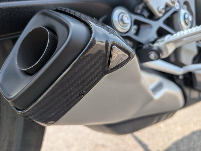 2022 TRIUMPH STREET TRIPLE 765 RS