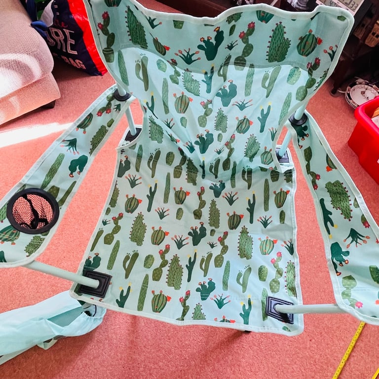 Mountain Warehouse Folding Chair in brand new condition