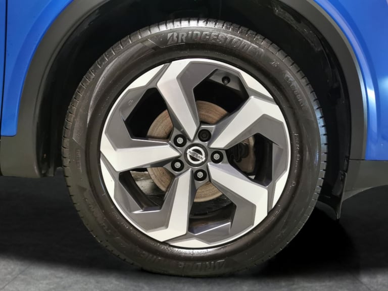 2021 Nissan Qashqai 1.3 DIG-T MHEV Premiere Edition SUV 5dr Petrol Hybrid XTRON Euro 6 (s/s) (1 S...