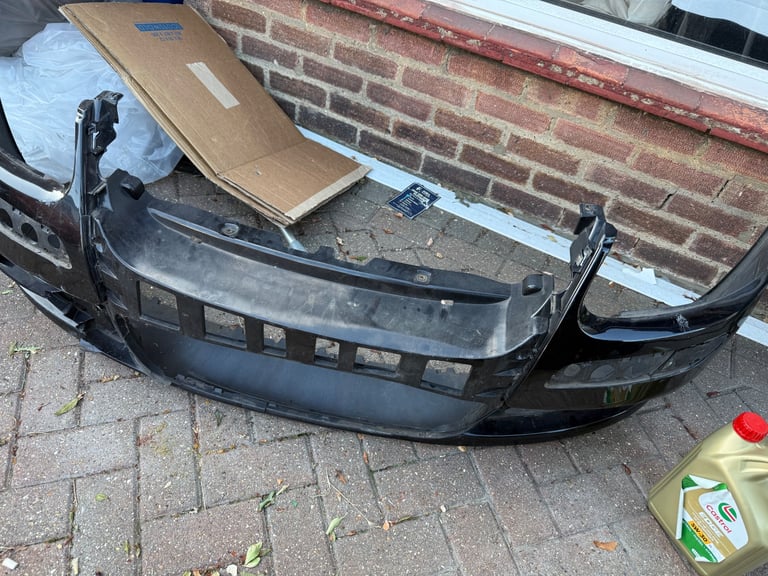 Golf Mk5 R32 Front grill  &bumper