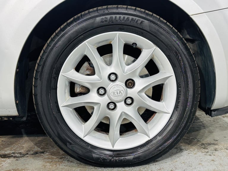 2008 Kia Ceed 1.6 LS 5dr HATCHBACK Petrol Manual