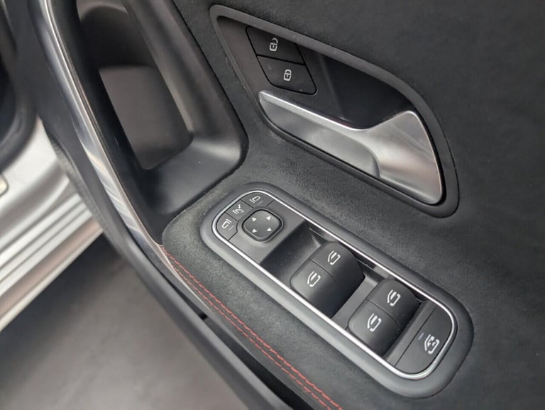 2019 Mercedes-Benz A-Class 1.5 A180d AMG Line (Premium) Hatchback 5dr Diesel 7G-DCT Euro 6 (s/s) ...