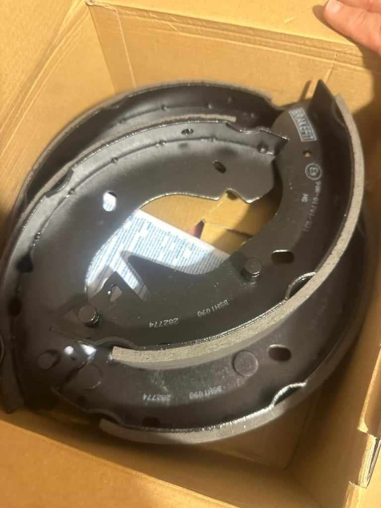 image for Brake shoes for transit van 