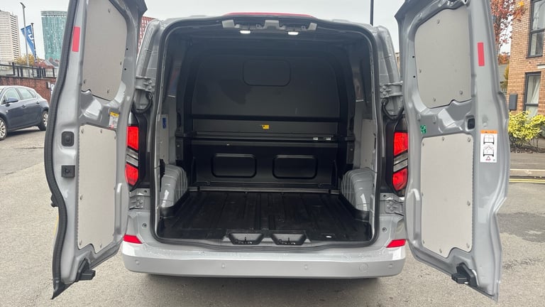 2025 Ford Transit Custom 320 L1 Diesel Fwd 2.0 EcoBlue 136ps H1 Double Cab Van Limited Auto Crew ...