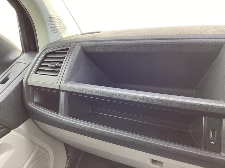 2019 Volkswagen Transporter Shuttle 2.0 TDI BlueMotion Tech S Minibus Double Cab 5dr Diesel Manua...