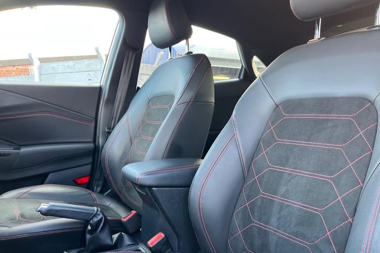 2024 Ford Puma ST-LINE X | Rear Parking Sensors | Cruise Control | Wireless Charging Pad M Hatchb...