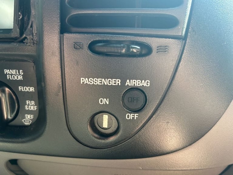 2000 Ford F150 5.4 Litre Supercharged Lightening PICKUP Petrol Automatic