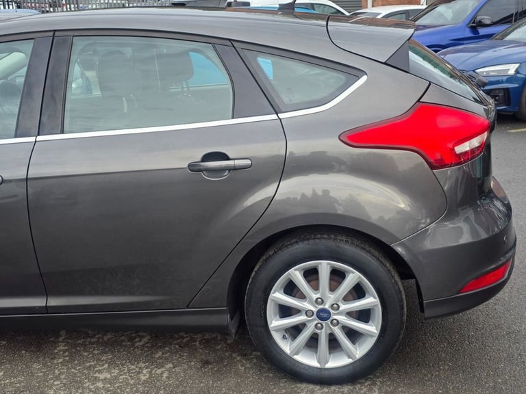 2016 Ford Focus 1.0 EcoBoost 125 Titanium 5dr Auto HATCHBACK PETROL Automatic