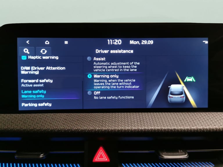 2022 Kia EV6 77.4kWh Air Hatchback 5dr Electric Auto (225 bhp) - HEATED STEERING - LANE  Hatchbac...