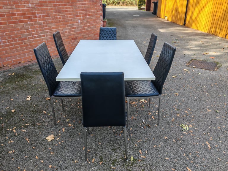 White Extending Dining Table & 6 Black/Chrome Chairs FREE DELIVERY 178