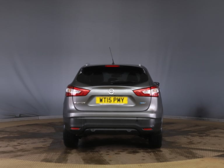 2015 Nissan Qashqai 1.5 dCi Tekna SUV 5dr Diesel Manual 2WD Euro 5 (s/s) (110