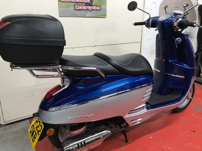 Peugeot Django 125i Scooter