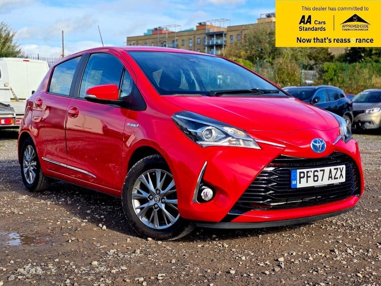 2017 Toyota Yaris 1.5 VVT-h Icon Hatchback 5dr Petrol Hybrid E-CVT Euro 6 (s/s) (100 ps) Hatchbac...