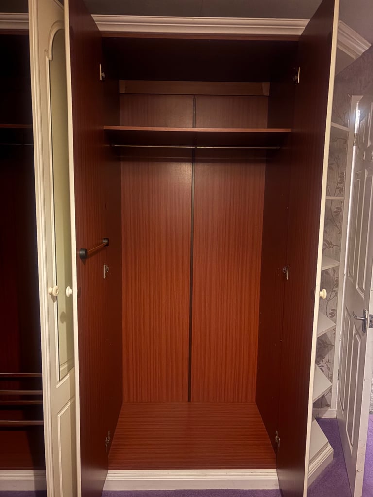 Bedroom Furniture Set