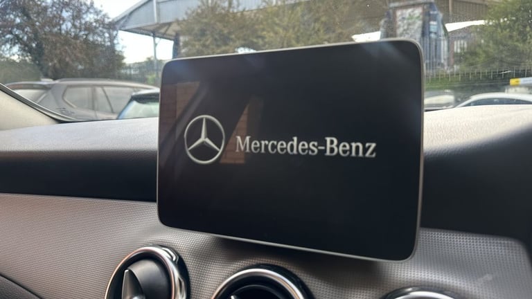 2018 Mercedes-Benz GLA 1.6 GLA180 Urban Edition SUV 5dr Petrol Manual Euro 6 (s/s) (122 ps) ESTAT...