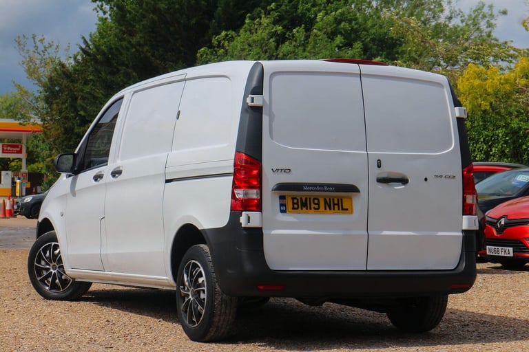  Mercedes-Benz Vito 2.1 114 CDI BlueTEC RWD L1 Euro 6 (s/s) 5dr Diesel Manual