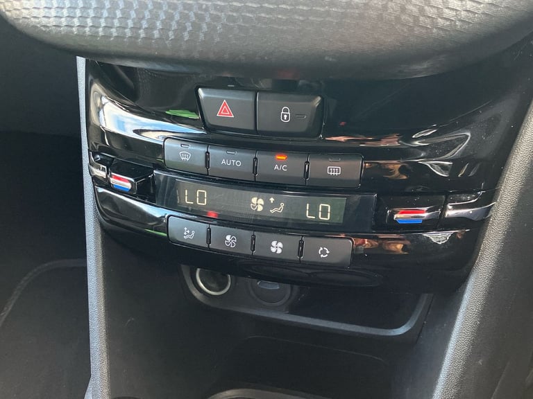 2019 Peugeot 208 1.2 PureTech 82 Tech Edition 5dr [Start Stop] Hatchback Manual