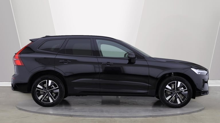  Volvo XC60 T6 AWD PHEV Plus Dark (360 Camera, Harman/Kardon, Adaptive Cruise) Petrol/Electric Hy...