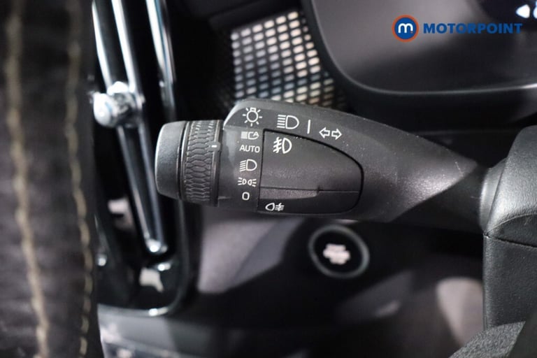 2021 Volvo XC40 1.5 T3 [163] R DESIGN 5dr SUV Petrol Manual