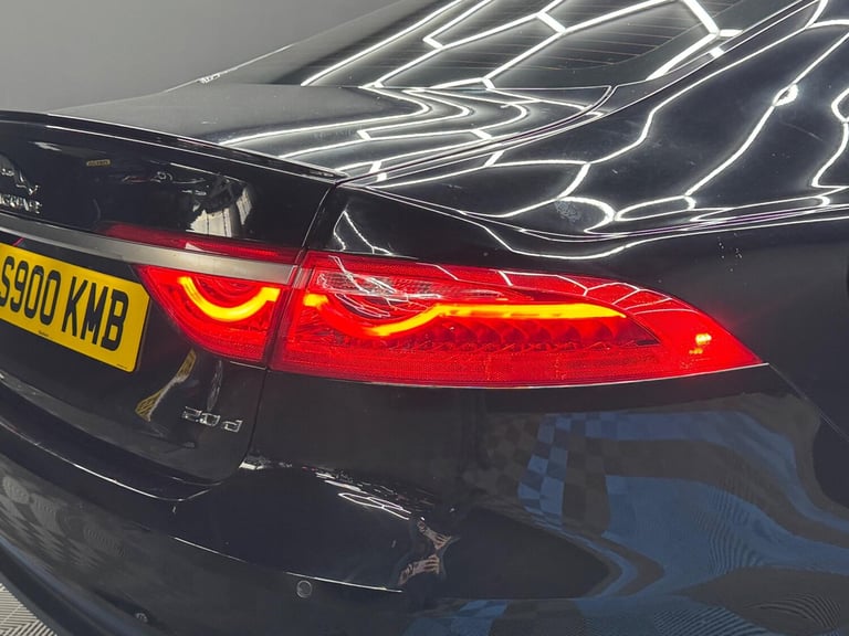 2018 Jaguar XF 2.0d R-Sport Auto Euro 6 (s/s) 4dr SALOON Diesel Automatic