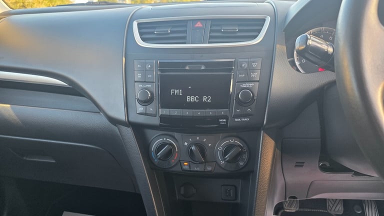 2012 Suzuki Swift 1.2 Attitude 3dr HATCHBACK Petrol Manual