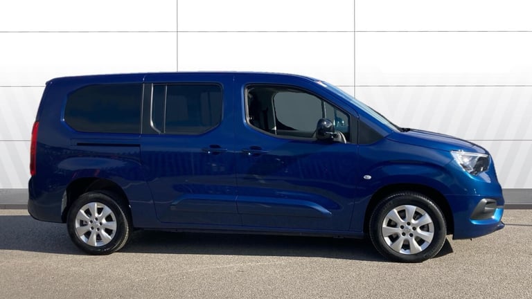 2022 Vauxhall Combo Life 1.5 Turbo D SE XL 5dr [7 seat] MPV DIESEL Manual
