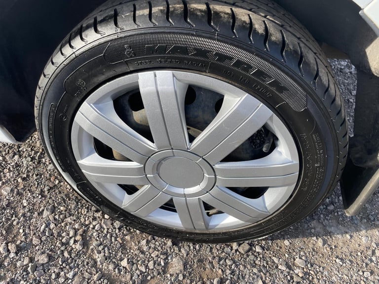 FORD FIESTA 1.2 STYLE 09 REG WHITE 3 DOOR MOT APRIL 5TH 2026 SERVICE HISTORY LOW INSURANCE 48+MPG