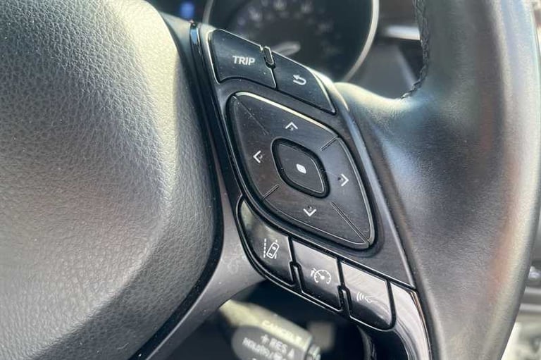 2019 Toyota C-HR 1.8 VVT-h Excel SUV 5dr Petrol Hybrid CVT Euro 6 (s/s) (122 ps) SUV Hybrid Autom...