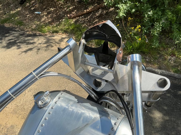 AGAINST THE WINDS trike free delivery