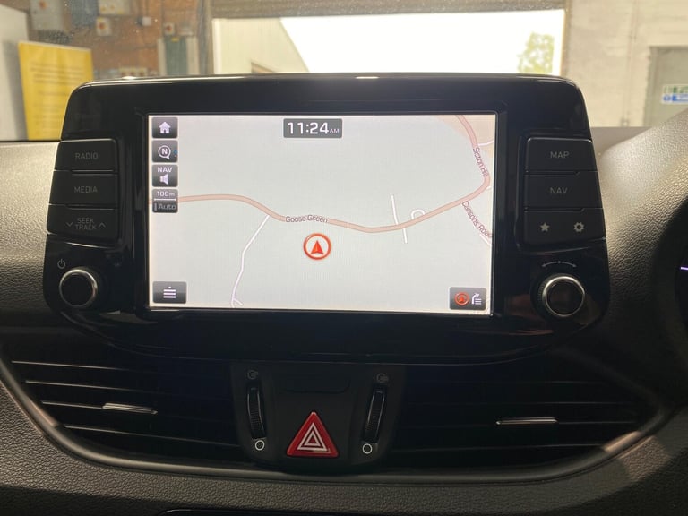 2017 Hyundai i30 1.0 T-GDi Blue Drive SE Nav Euro 6 (s/s) 5dr HATCHBACK Petrol Manual