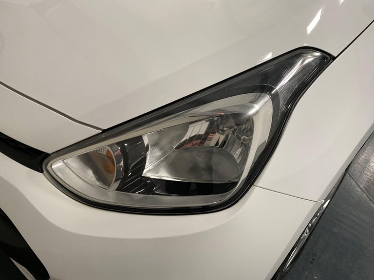 2015 Hyundai i10 1.0 SE Euro 5 5dr HATCHBACK Petrol Manual